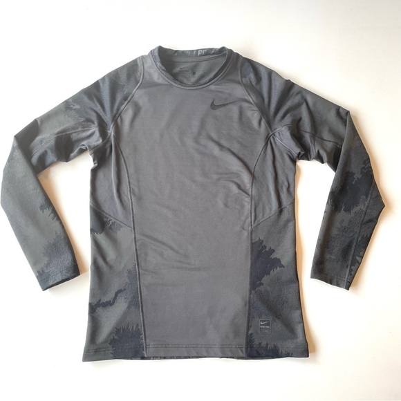 NIKE Pro Hyperwarm Long-Sleeve Shirt - Men's Fitted Size Medium - Picture 2 of 15